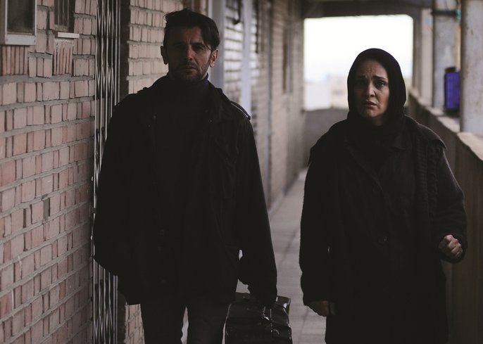 امین حیایی در فیلم سینمایی «هلن» به کارگردانی علی اکبر ثقفی