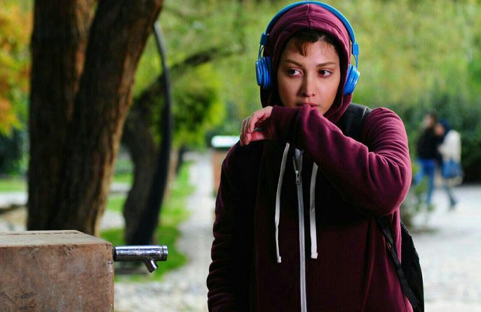 روشنک گرامی در فیلم سینمایی «هلن» به کارگردانی علی اکبر ثقفی