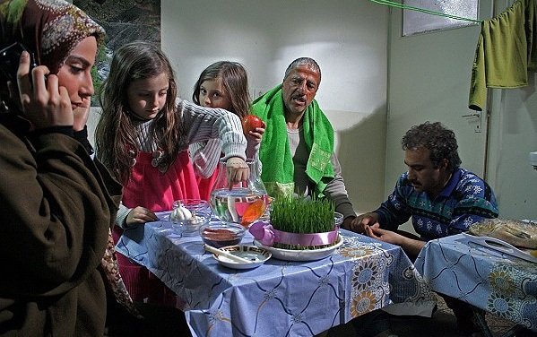 علیرضا خمسه در نمایی از سریال «پایتخت» ساخته‌ی سیروس مقدم