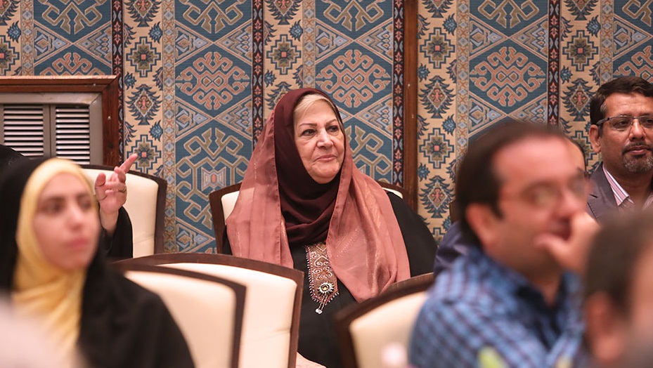 نشست مجریان و گویندگان