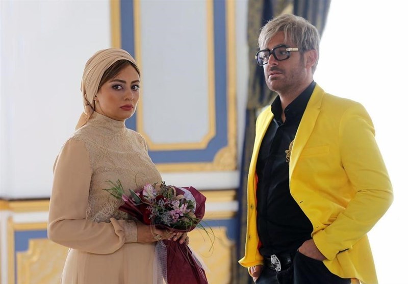 آینه بغل آینه بغل