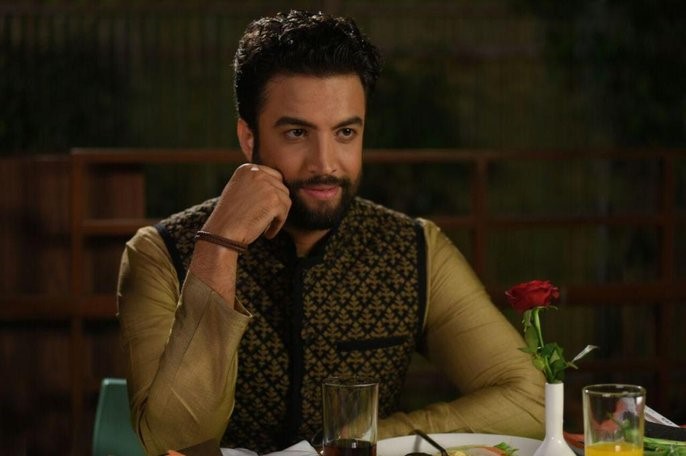 بنیامین بهادری در نمایی از فیلم «سلام بمبئی»  