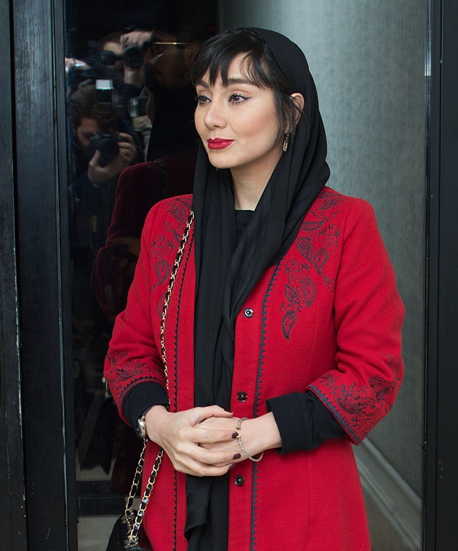 اکران خصوصی «آینه بغل»