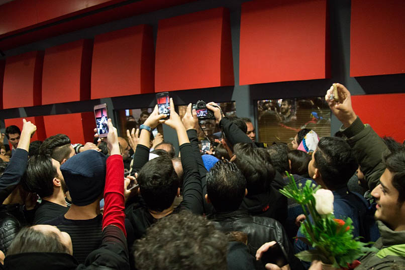 اکران مردمی آینه بغل