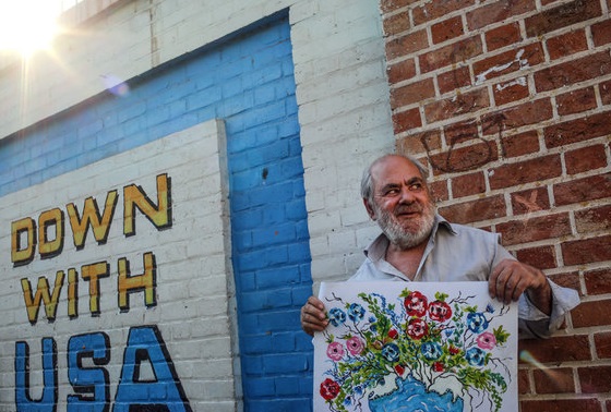 منوچهر قاضی زاده