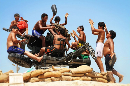 تنهای تنهای تنها