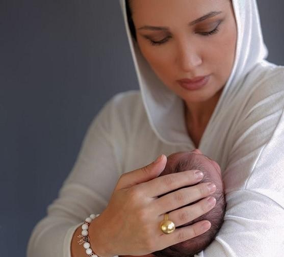 روناک یونسی