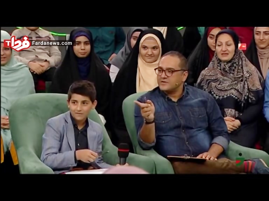 سوتی مهران غفوریان و رامبد جوان درباره بوسنی در مسابقه اسم فامیل خندوانه سوتی مهران غفوریان و رامبد جوان درباره بوسنی در مسابقه اسم فامیل خندوانه