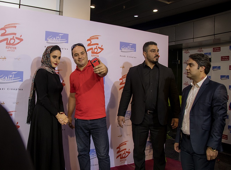 اکران مردمی «خفه‌کی»