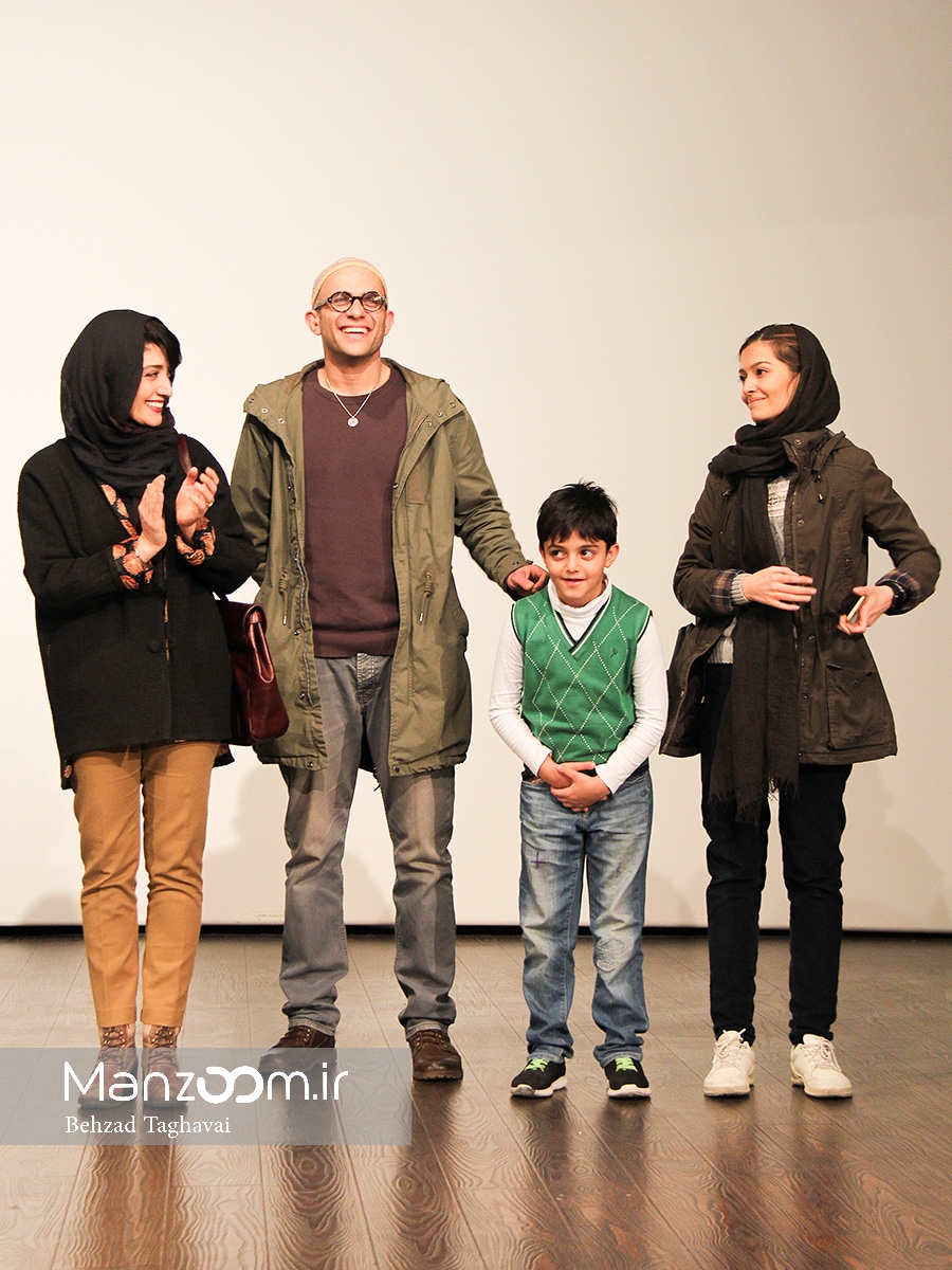 زوج بابک حمیدیان و مینا ساداتی در اکران مردمی «لاک قرمز»