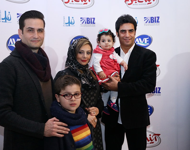 اکران خصوصی «آینه بغل»