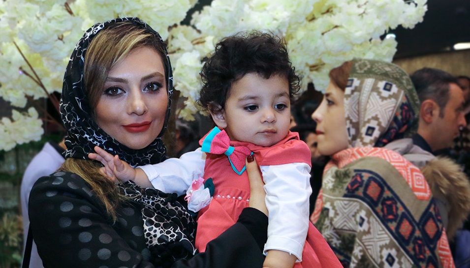 اکران خصوصی «آینه بغل»