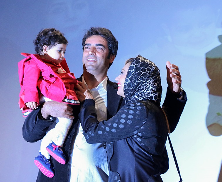 اکران خصوصی «آینه بغل»