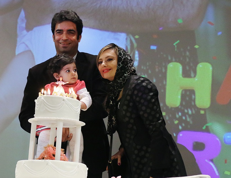 اکران خصوصی «آینه بغل»