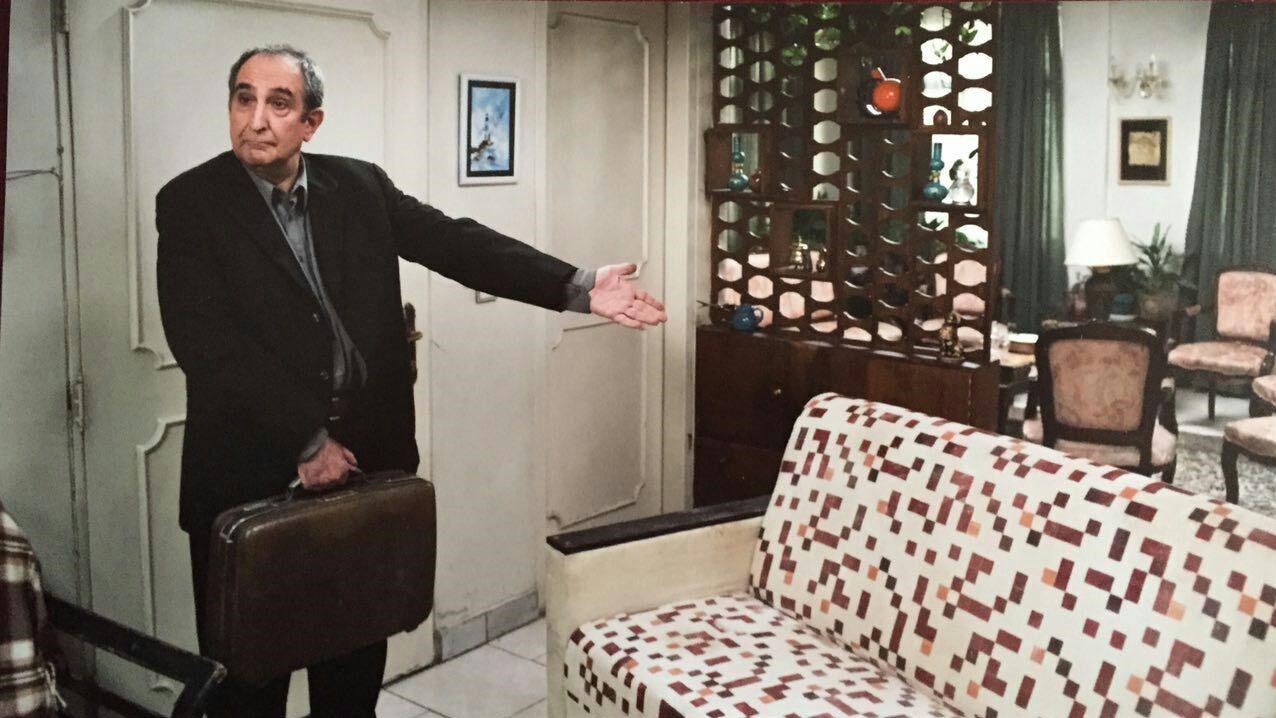 فرهاد آئیش در فیلم «کاناپه» از کیانوش عیاری