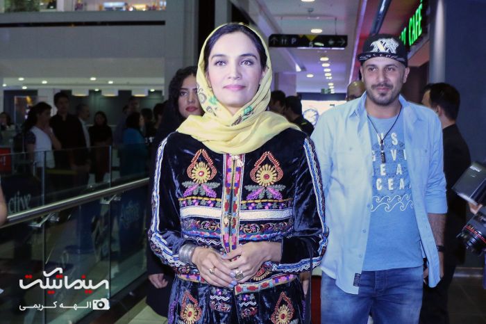 اکران خصوصی «این زن حقش را می‌خواهد» با حضور میترا حجار