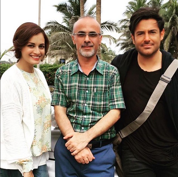 «لاک قرمز» و «سلام بمبئی» از صبح پنج‌شنبه به سینماها می آیند