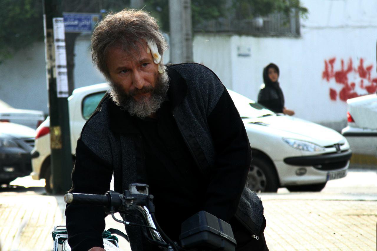 «شنل» با بازی «باران کوثری» تحویل دفتر جشنواره شد «شنل» با بازی «باران کوثری» تحویل دفتر جشنواره شد