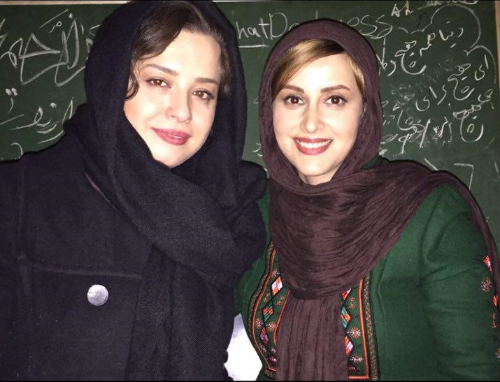 آتوسا راستی و مهراوه شریفی نیا در پشت صحنه فیلم پرسه در حوالی من